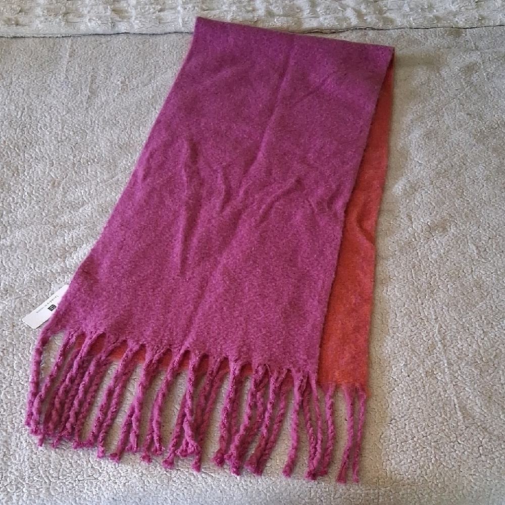 New Laundry by Design Vibrant Pink and Orange Scarf